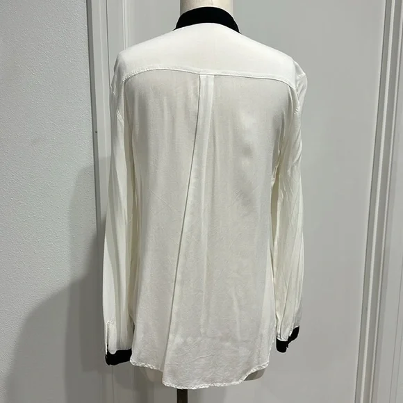 Express White Long Sleeve Button Up Shirt with Bold Black Trim - M - Picture 3 of 9